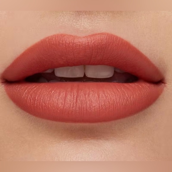 MAC Silky Matte Lipstick -Mull It To The Max, Rose Coral, Nourishes 12 Hrs. NIB - Picture 3 of 5